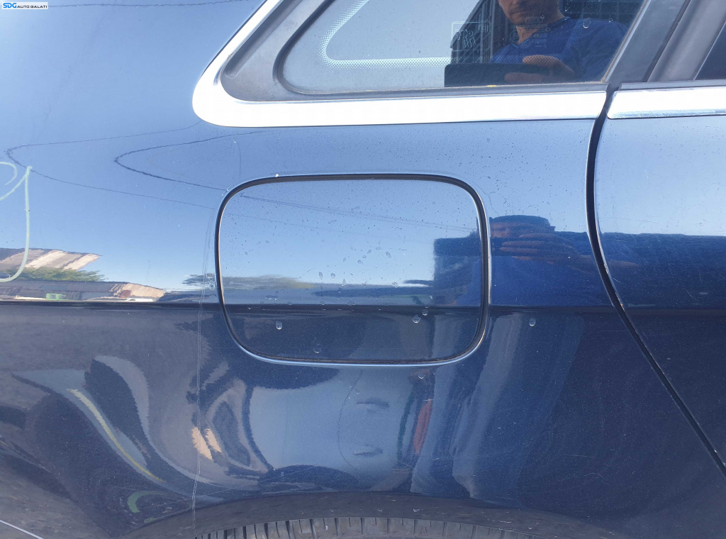 Usa Usita Capac Clapeta Buson Rezervor Audi A4 B8 Berlina Sedan 2008 - 2015 Culoare LZ5A [K4637]
