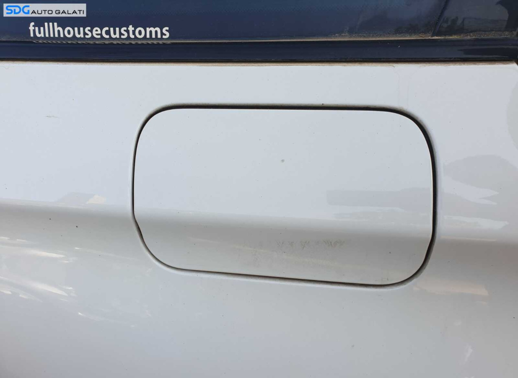 Usa Usita Capac Clapeta Buson Rezervor BMW Seria 5 F10 F11 2009 - 2017 Culoare 300 Alpinweiss [C5252]