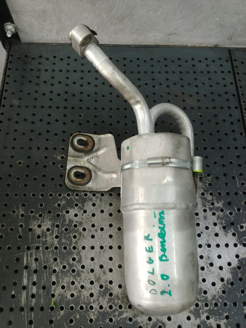 Uscator clima ac dodge caliber 2.0 b dupa 2006 05189376aa