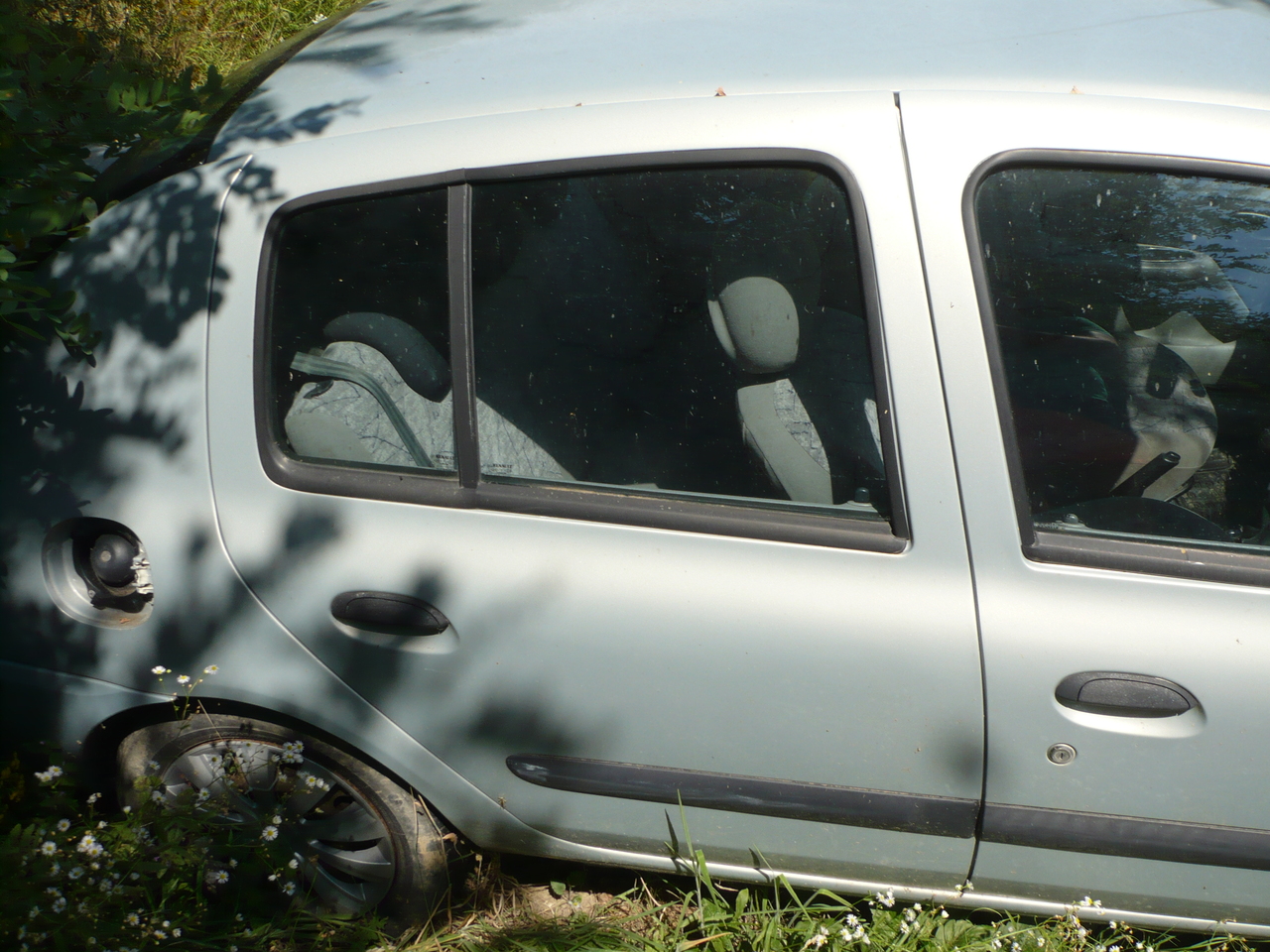 Use Dreapta Spate Renault clio 2,Clio Symbol 2002 2009 Gri Metalizat