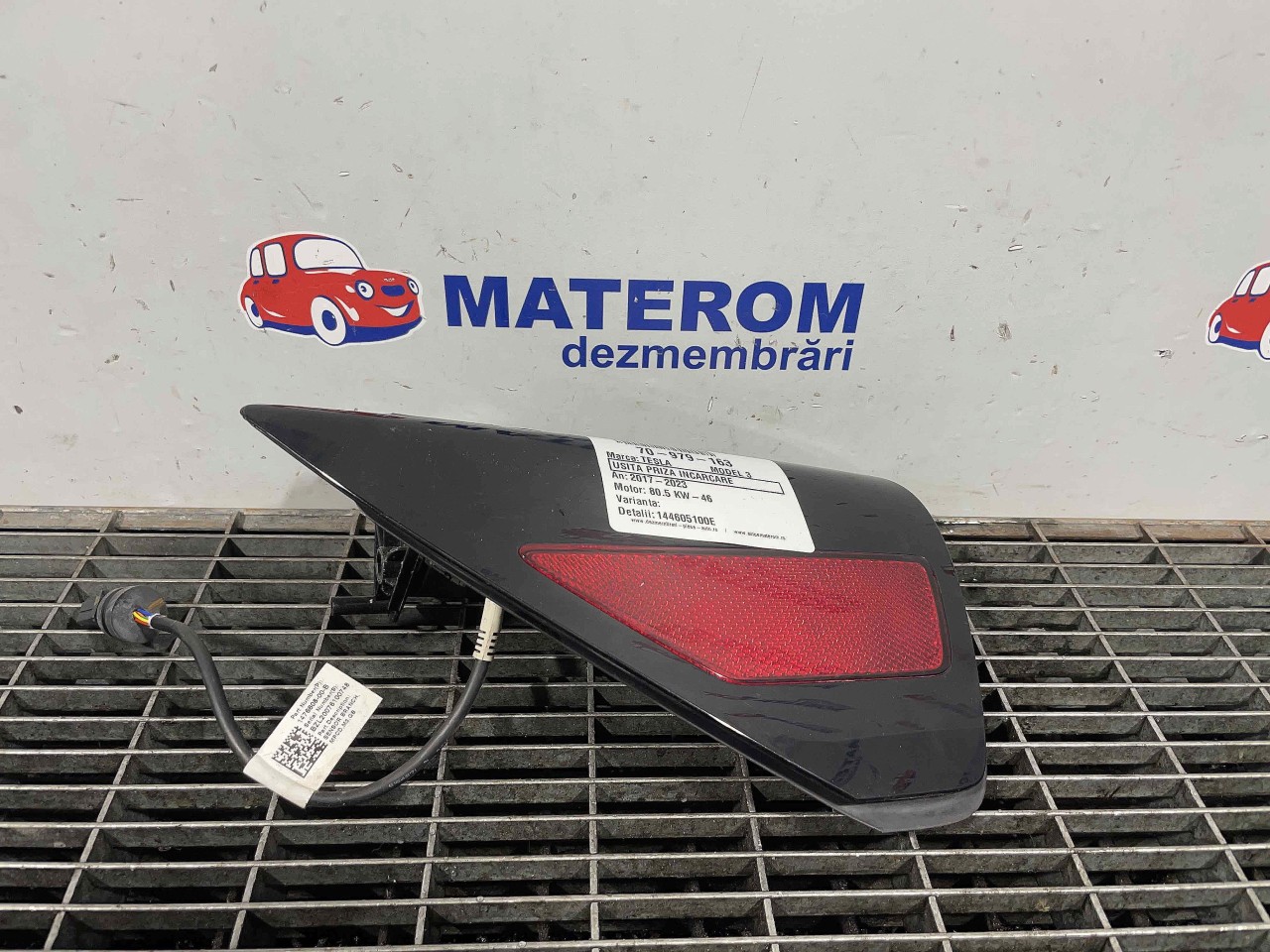 USITA PRIZA INCARCARE TESLA MODEL 3 80.5