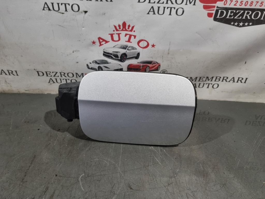 Usita rezervor 8K0010508R Audi A4 B8 Allroad