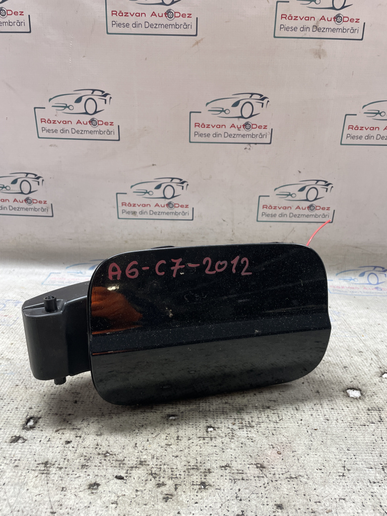 Usita rezervor Audi A6 C7 2012
