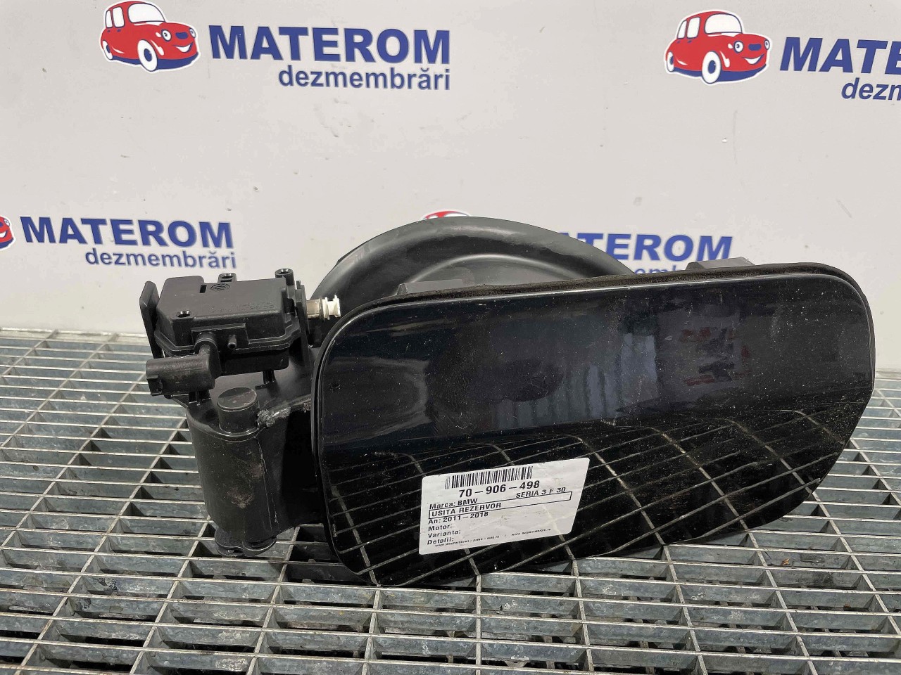 USITA REZERVOR BMW SERIA 3 F 30 - - (201