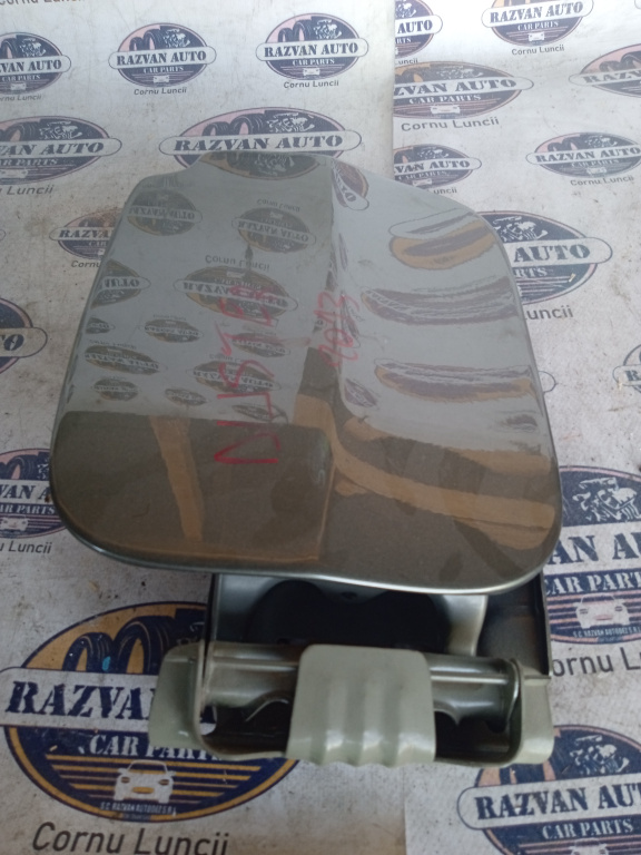 Usita rezervor Dacia Duster 2013