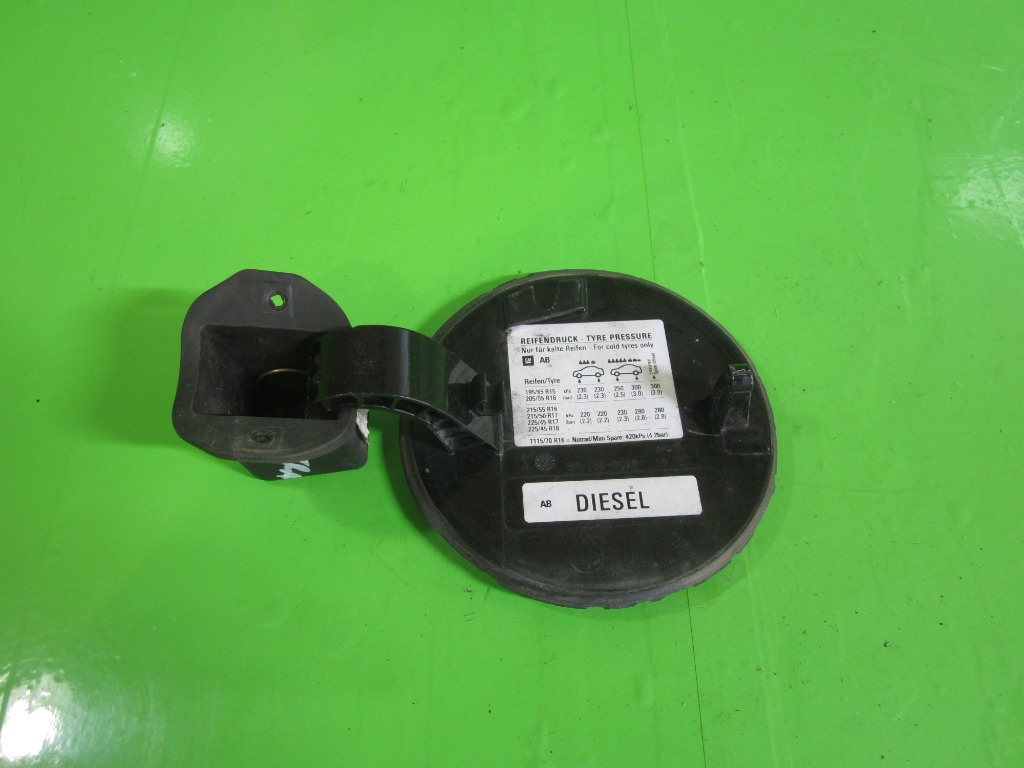 USITA REZERVOR OPEL VECTRA C FAB. 2002 – 2009 ⭐⭐⭐⭐⭐