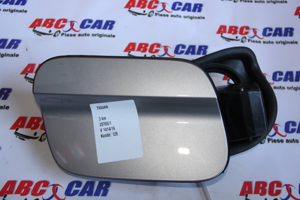 Usita rezervor VW Tiguan AD1 cod: 1K0010644P model 2017