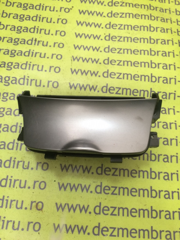 Usita scrumiera Mazda 6 GG [2002 - 2005] Liftback 2.0 MZR-CD MT (136 hp) SPORT RF5C