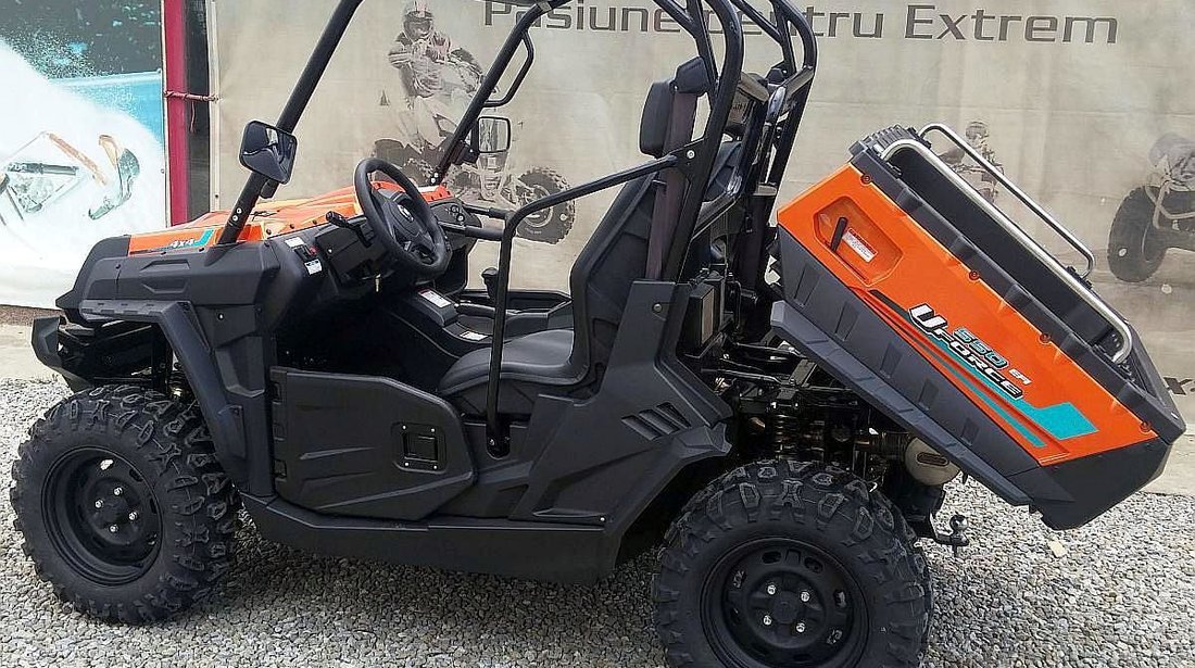 UTV CF Moto UForce 550