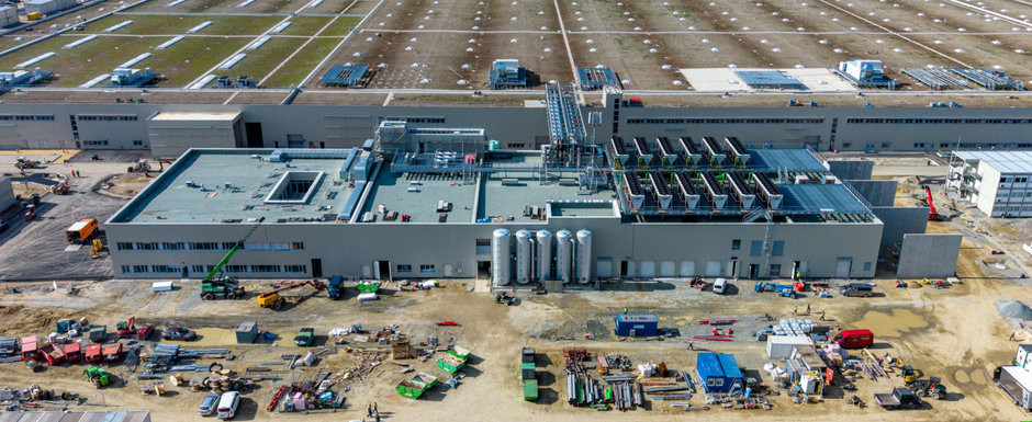 Uzina de baterii Gen6 din Germania – dezvoltare rapida a constructiei dupa numai 14 luni