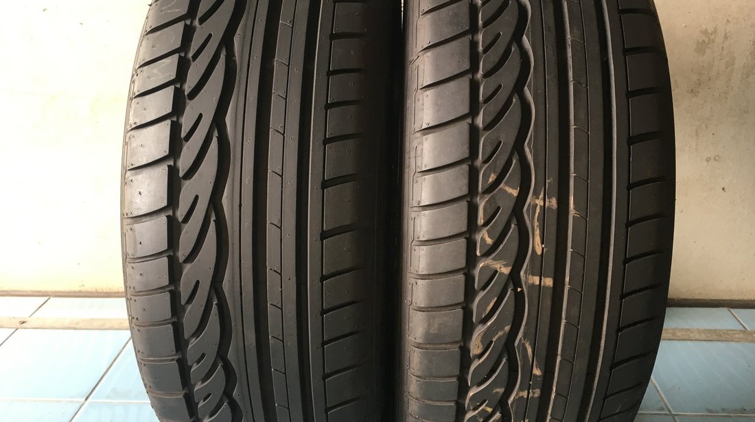 Vând 2 anvelope 205/45/17 Dunlop de vara runflat noi