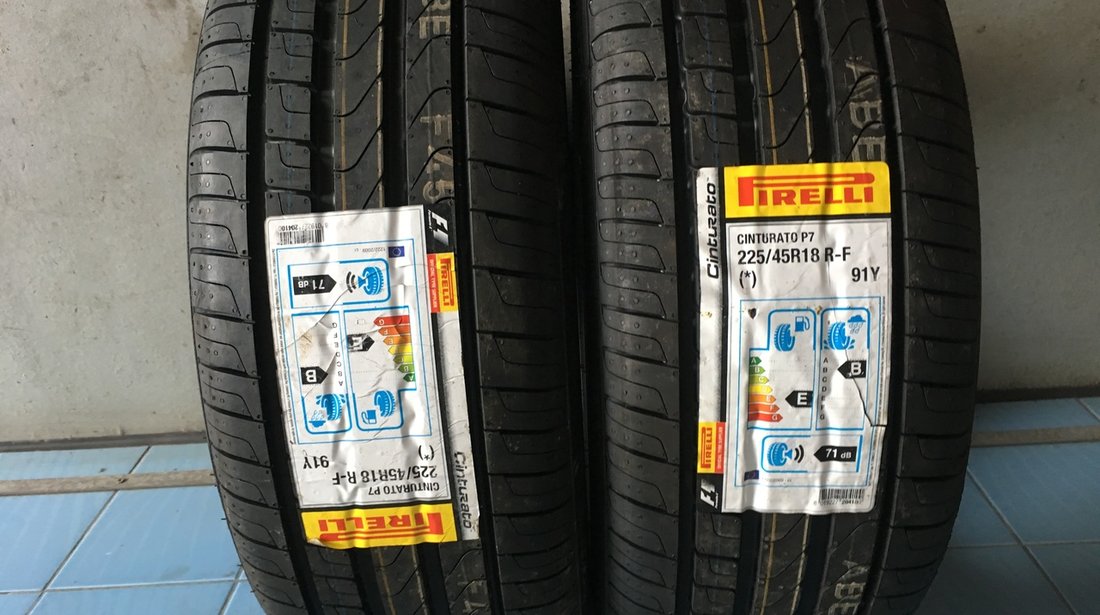 Vând 2 anvelope 225/45/18 Pirelli runflat de vara noi