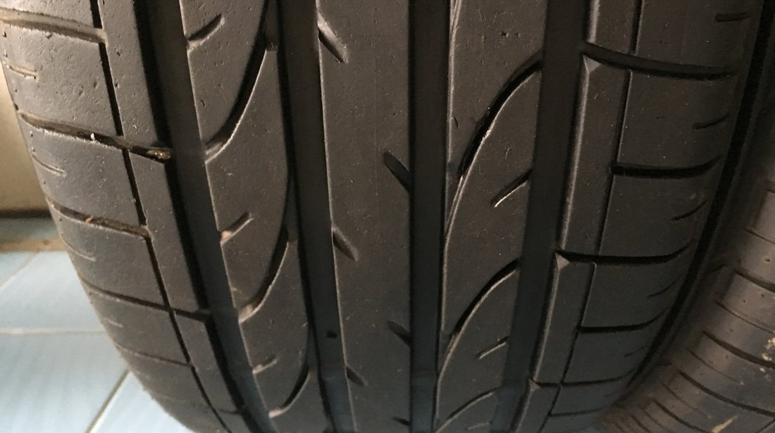 Vând 2 anvelope 235/45/19 bridgestone de vara ca noi