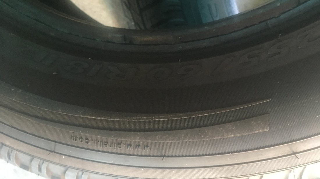 Vând 2 anvelope 255/60/18 Pirelli M+S ca noi