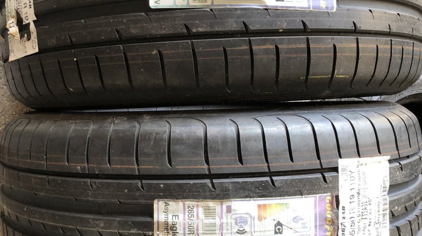 Vând 2 anvelope 265/50/19 goodyear de vară noi
