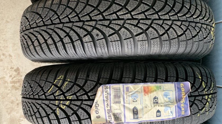 Vând 4 anvelope 175/65/14c goodyear de iarnă noi