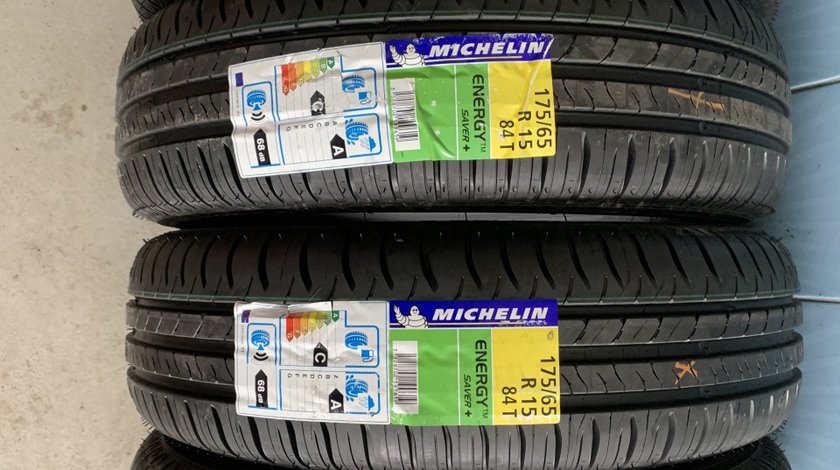 Vând 4 anvelope 175/65/15 Michelin de vară noi