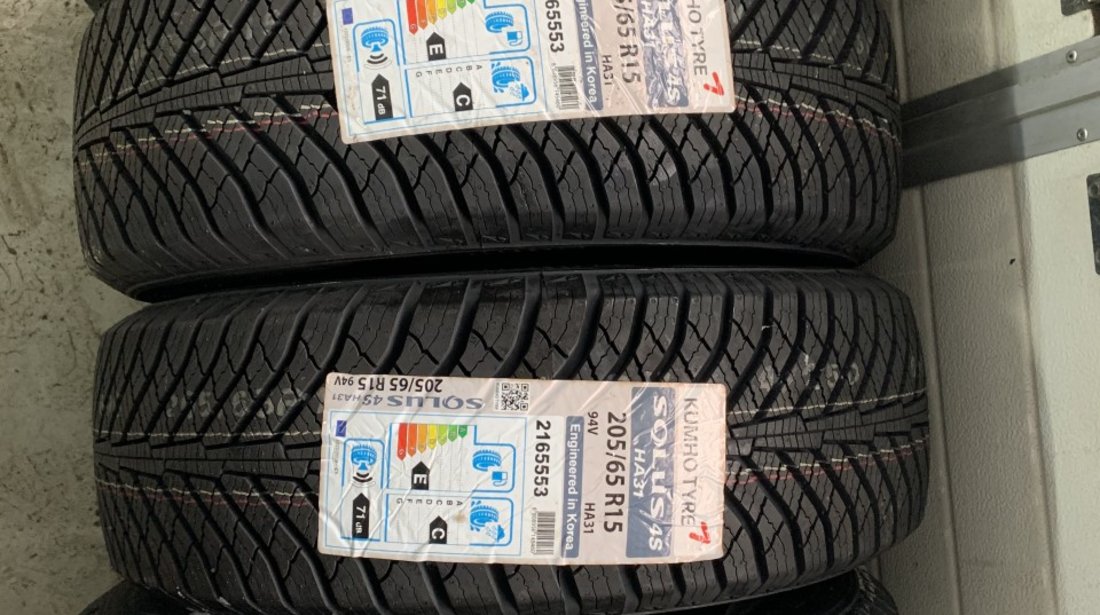 Vând 4 anvelope 205/65/15 kumho all season noi