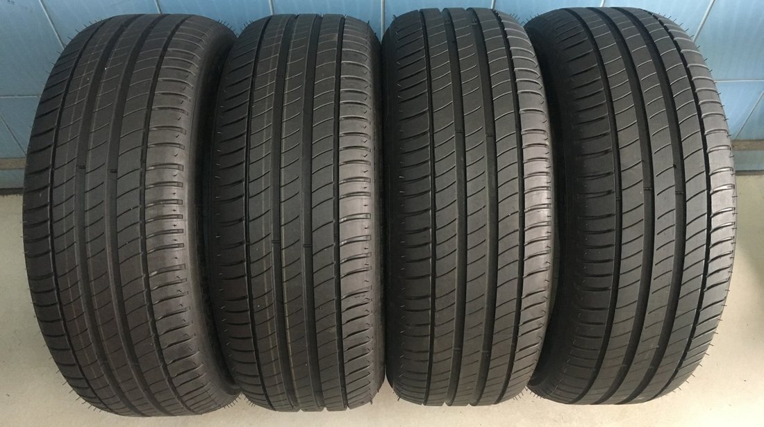 Vând 4 anvelope 215/55/17 Michelin de vara noi