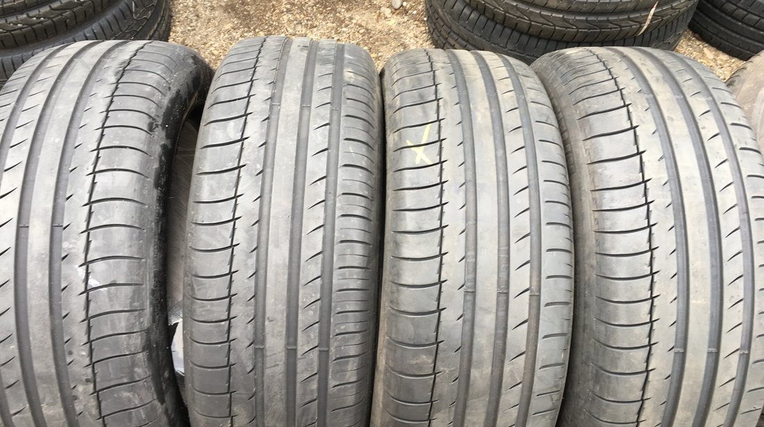 Vând 4 anvelope 235/55/19 Michelin de vara la 7mm