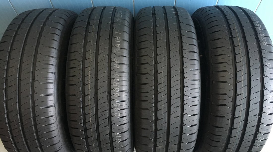 Vând 4 anvelope 235/65/16c hankook de vară noi