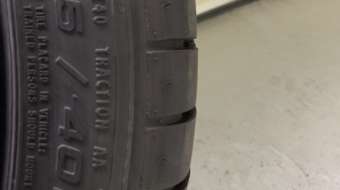 Vând 4 anvelope 245/40/19 goodyear de vară ca noi