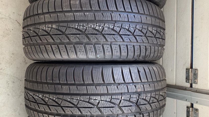 Vând 4 anvelope 245/50/18 hankook runflat de iarnă noi