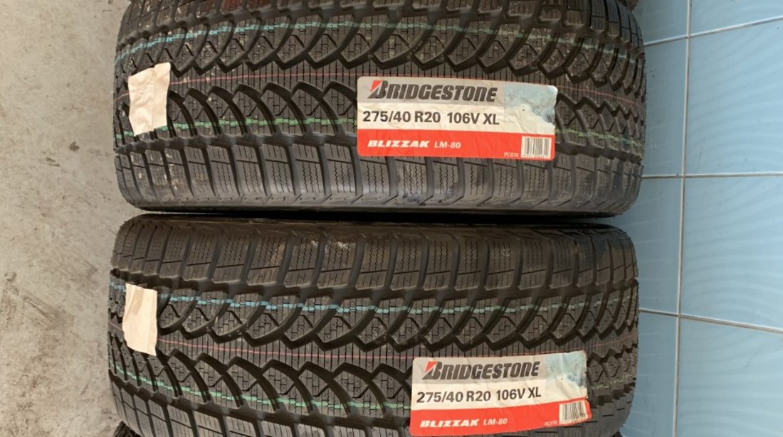 Vând 4 anvelope 275/40/20 bridgestone de iarnă noi