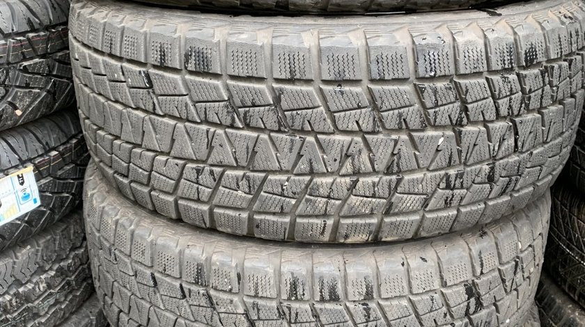 Vând 4 anvelope 285/60/18 bridgestone de iarnă ca noi