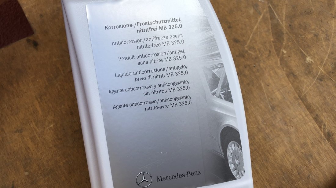 Vând Antigel original Mercedes-Benz MB 325.0 1.5L A000989082510