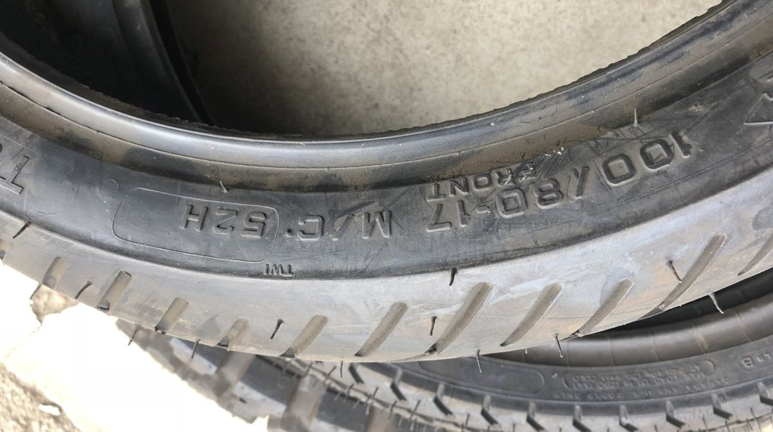 Vând anvelopă 100/80/17 Pirelli nouă