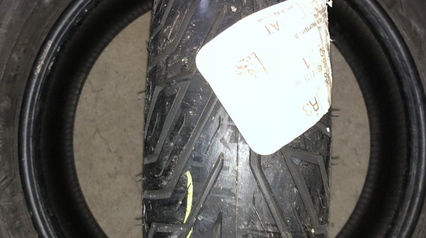 Vând anvelopă 110/70/13 Michelin nouă