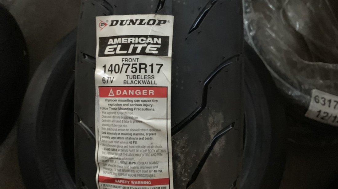 Vând anvelopă 140/75/17 Dunlop nouă