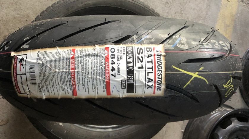 Vând anvelopă 190/50/17 bridgestone nouă
