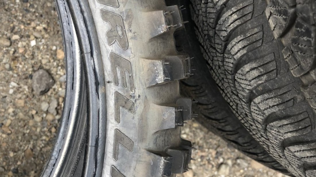 Vând anvelopă 90/90/21 Pirelli nouă