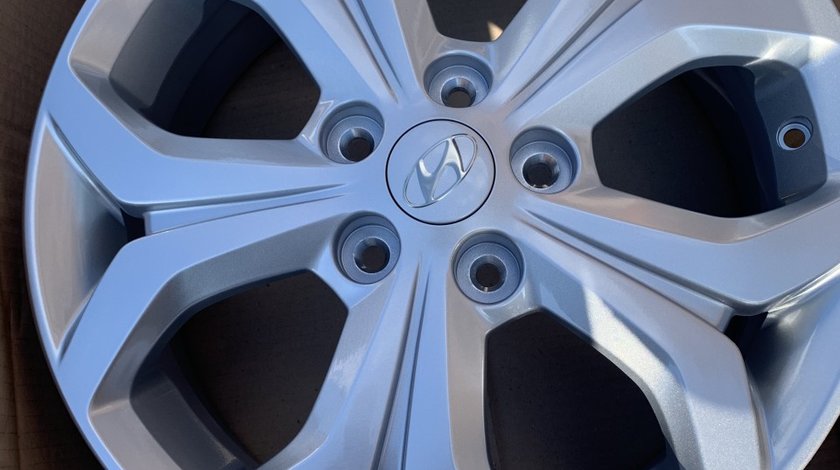 Vând jante aliaj Hyundai originale 17” noi