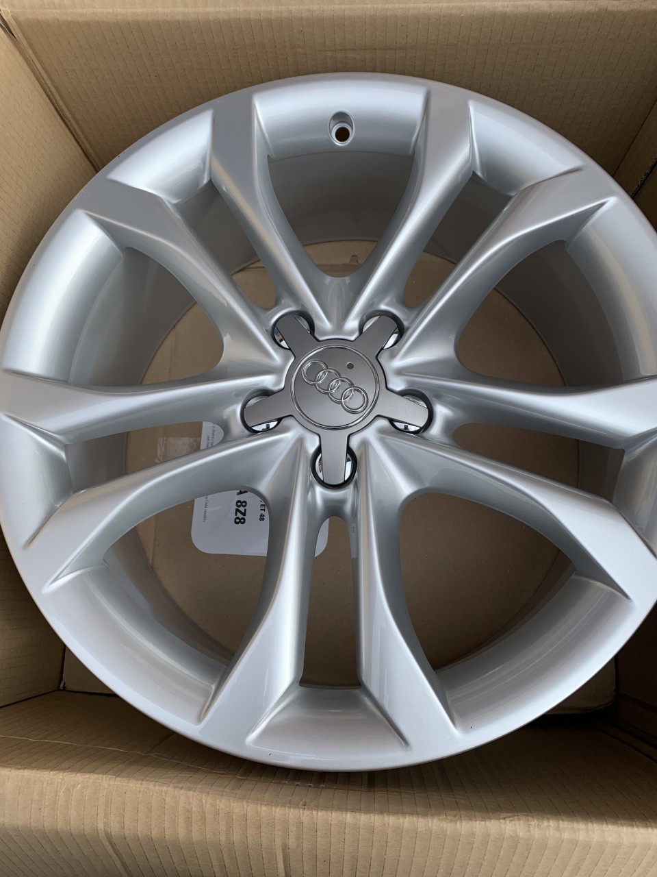 Vând jante originale Audi A4,A5 pe 18â€