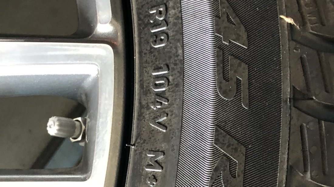 Vând jante originale Mercedes AMG pentru S-clas pe 19” cu anvelope noi Pirelli de iarnă