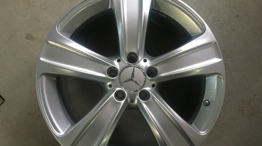 Vând jante originale Mercedes pe 18” noi