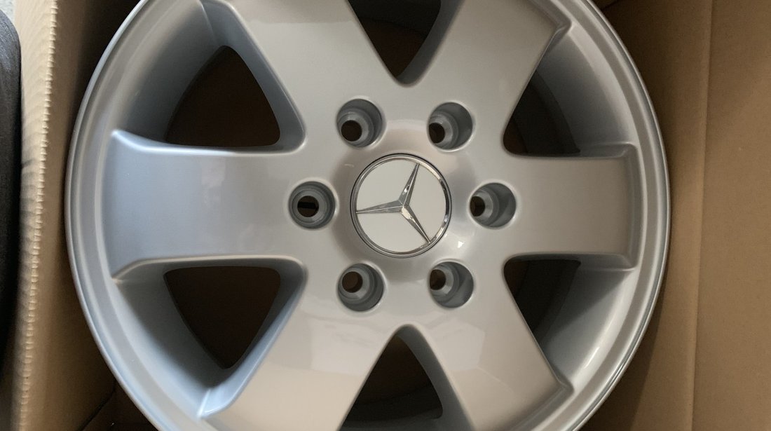 Vând jante originale Mercedes sprinter 6x130 noi