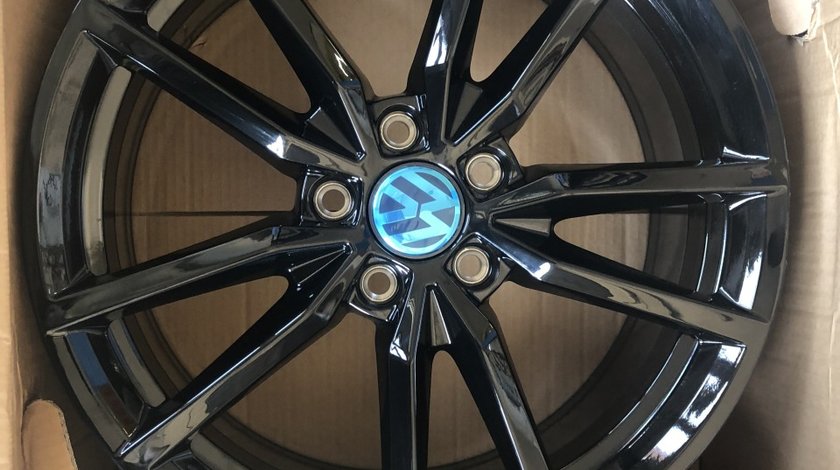 Vând jante originale VW Pretoria Golf 7 pe 18” noi