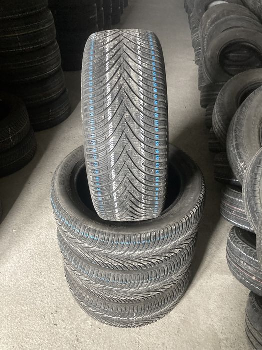 Vând set 4 buc 215/55 R18 dot 2021