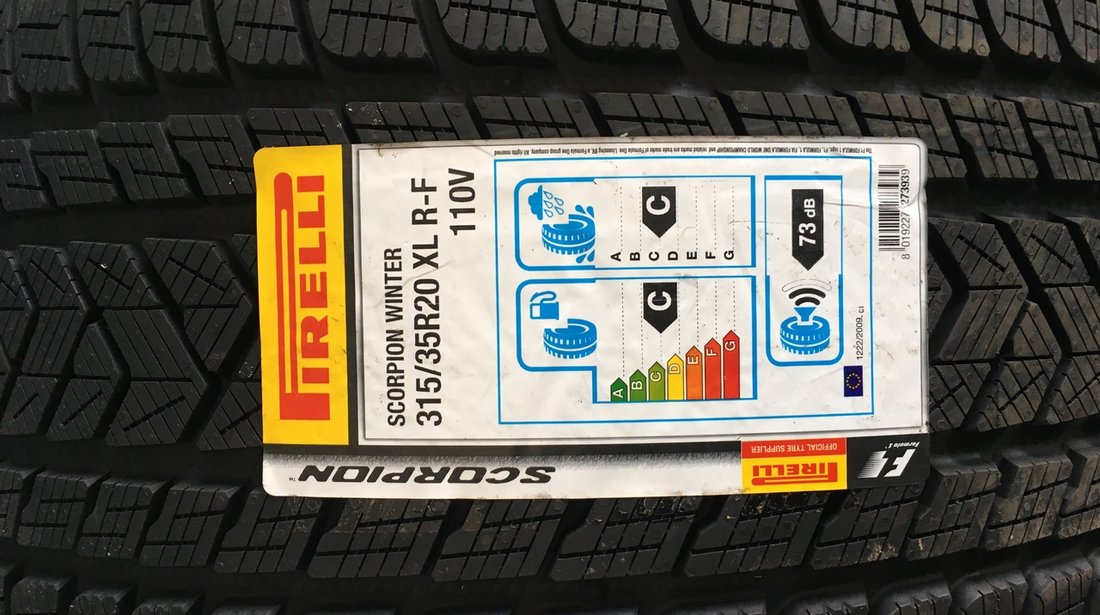 Vând set anvelope ptr Bmw X5-X6 275/40/20-315/35/20 Pirelli de iarna noi