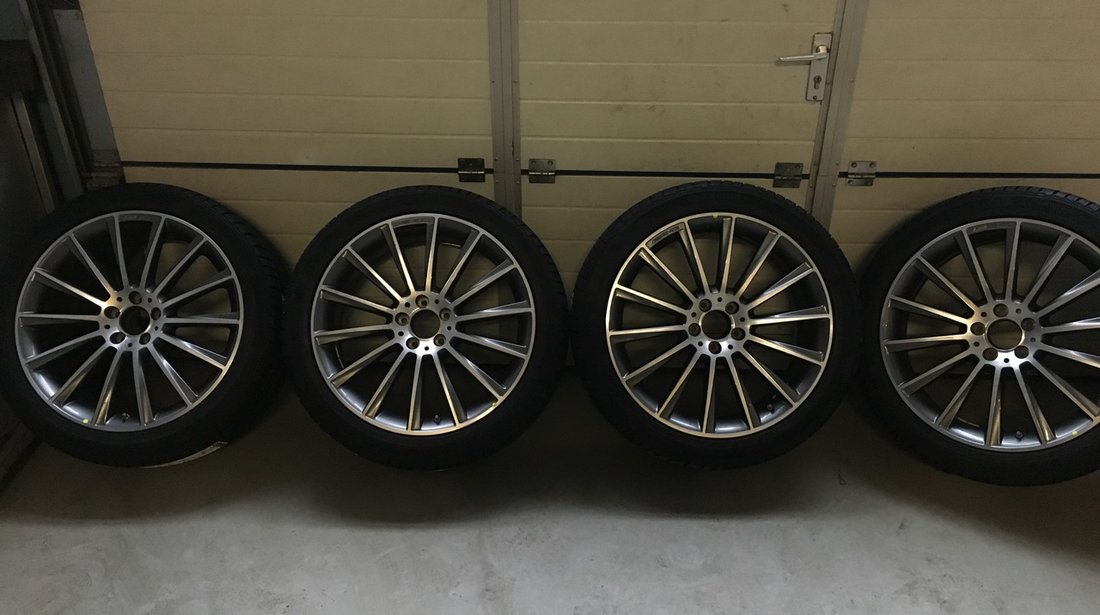 Vând set jante originale AMG pe 20" noi cu cauciucuri de iarna