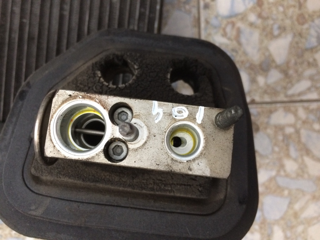 Valva ac Ford Mondeo MK4 [2007 - 2010] Liftback 2.0 TDCi DPF AT (140 hp) MK4 (BA7) TITANIUM