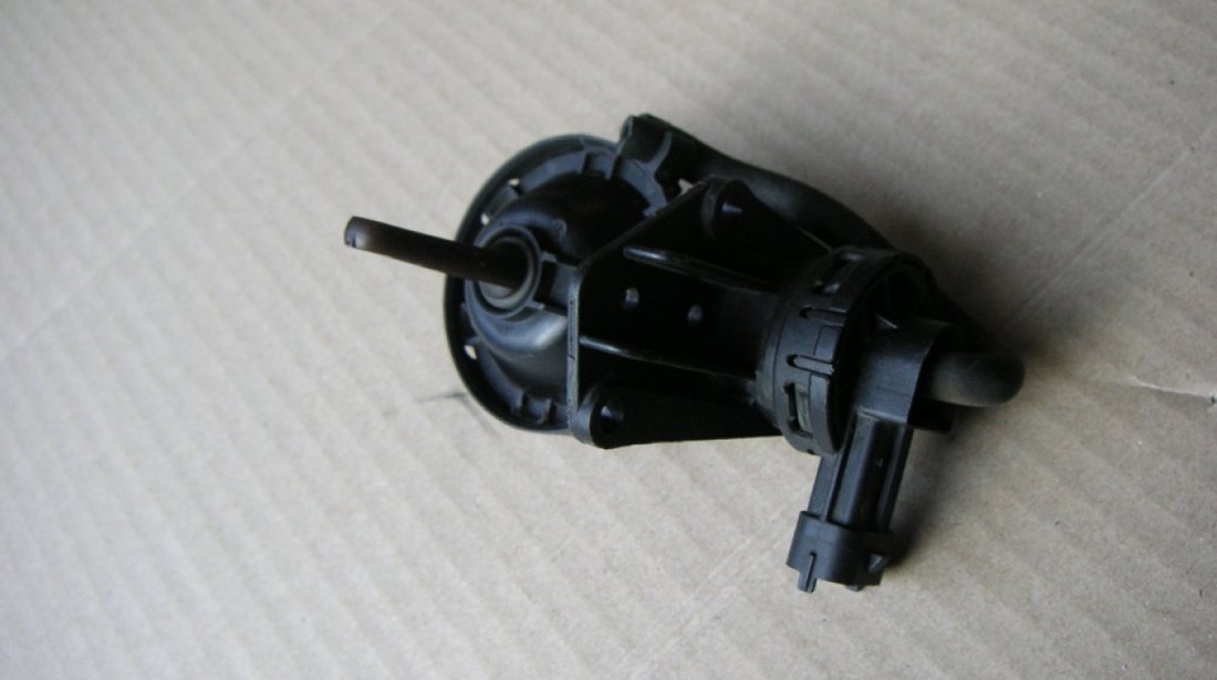 Valva supapa vacuum Opel Corsa D, Astra H Cod 1928498092