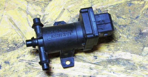 VALVA VACCUM CLIMATRONIC MERCEDES W210 1998