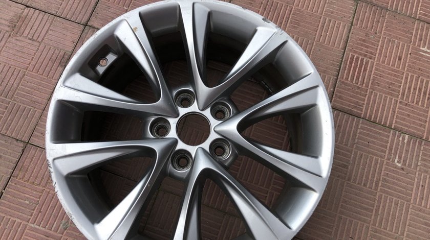 Vand 1 janta aliaj R17 Hyundai i40 52910-3Z260
