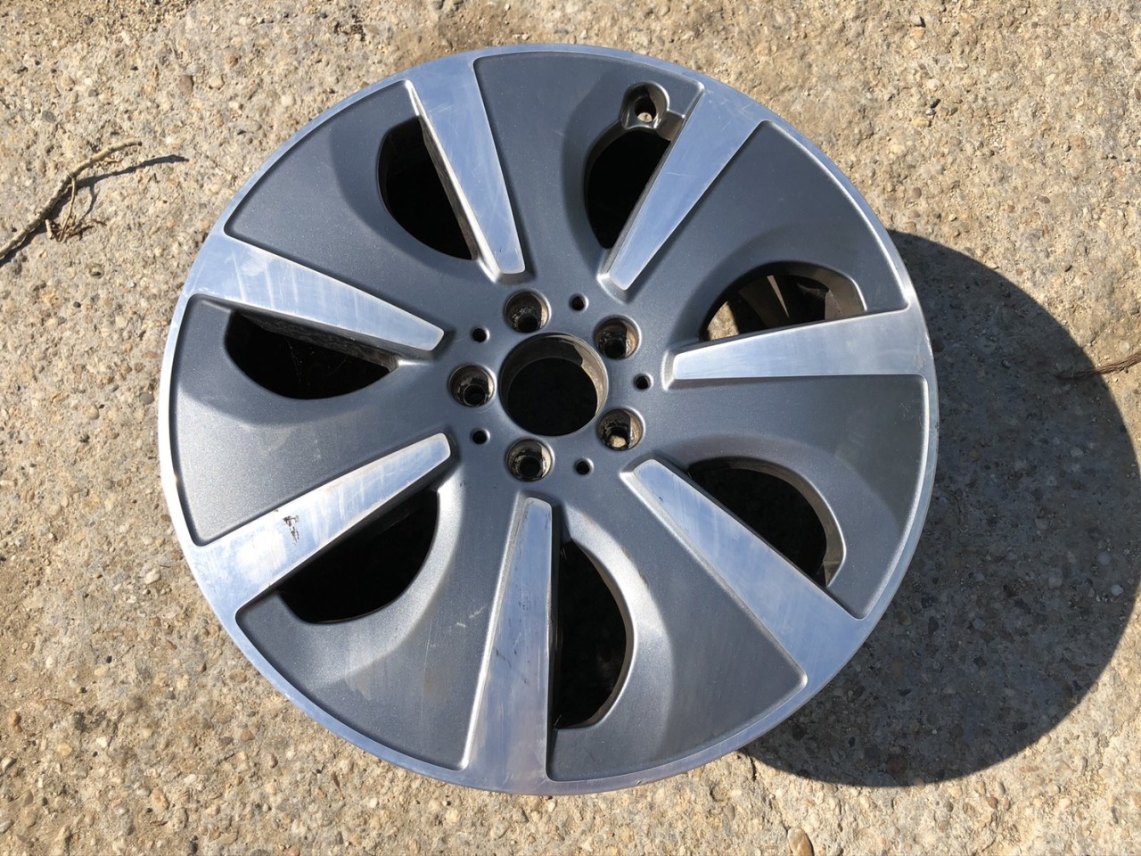 Vand 1 janta aliaj R19 Mercedes GL W166 
