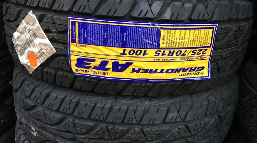 Vand 2 anvelope 225/70/15 Dunlop de iarna noi